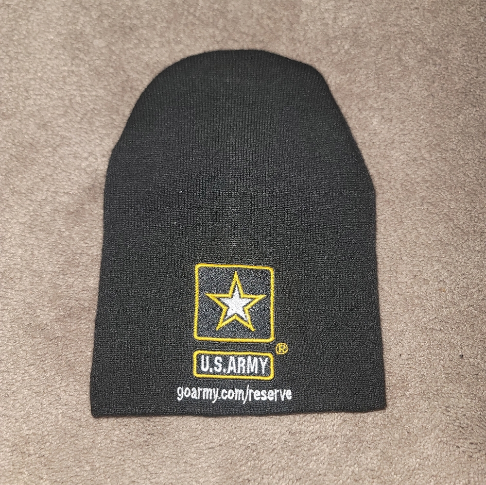 U.S. Army Knit Cap with Emblem Black One Size